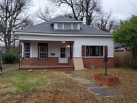 Building Photo - 427 N 13th St