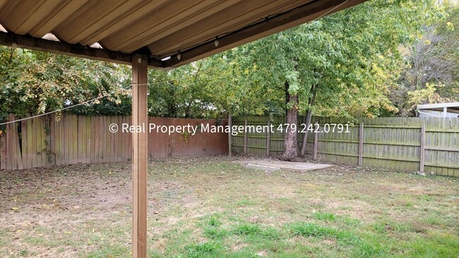 Building Photo - 3404 Iola Ave