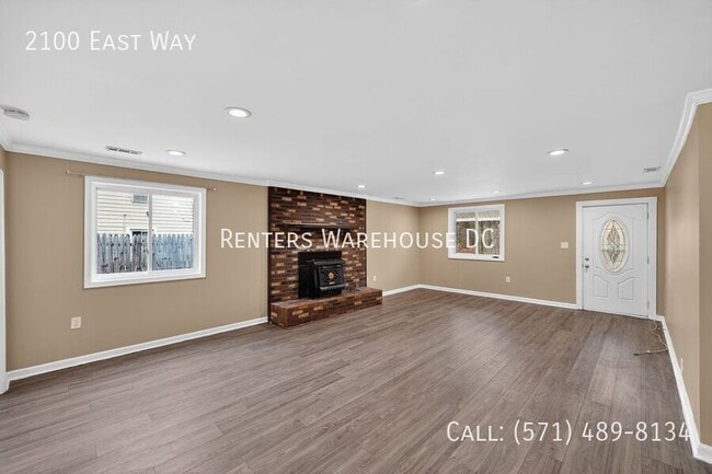 Building Photo - 2100 East Wy