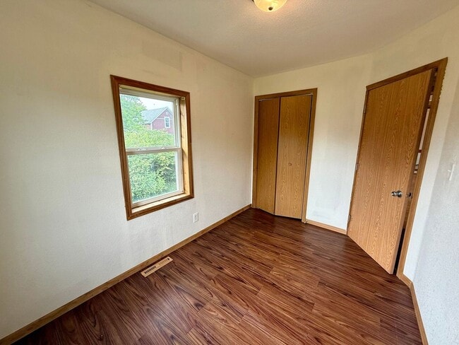 Building Photo - 3 Bed 2 Bath Single Family Home in Elcho