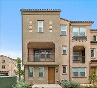 Building Photo - 2215 W Orange Ave