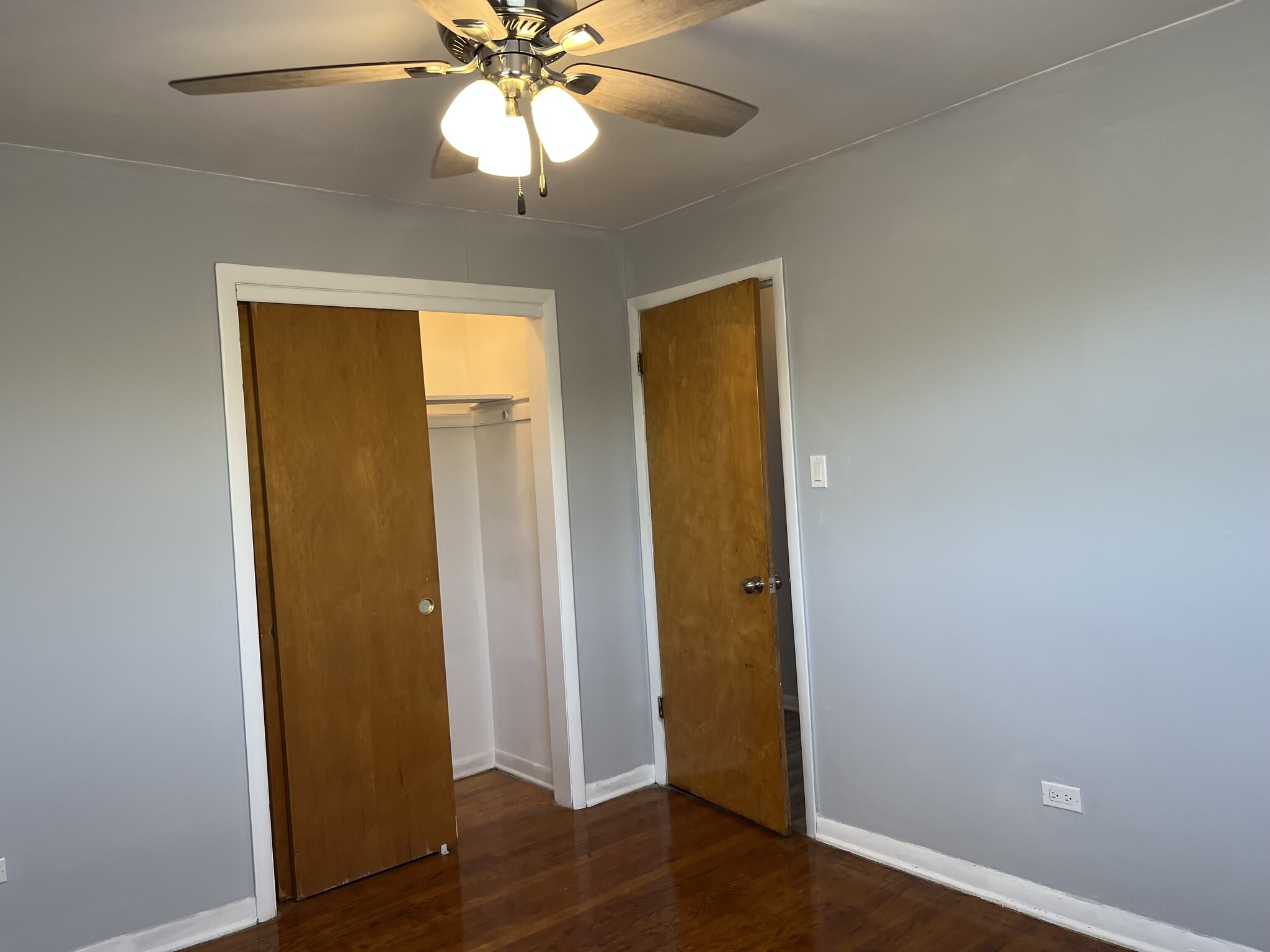 Building Photo - 3601 W 79th St