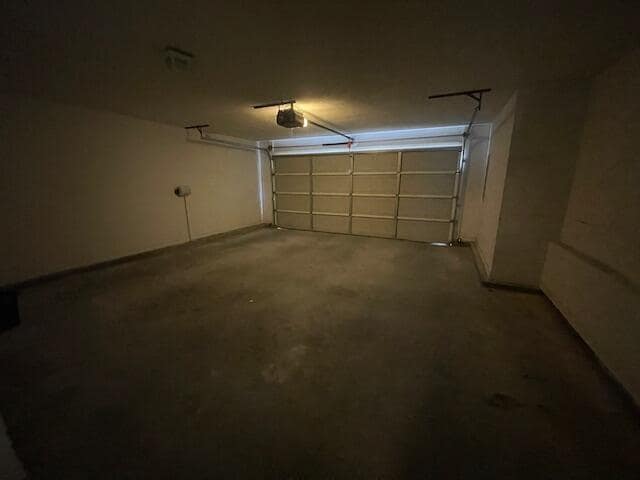 Building Photo - 217 Village Pkwy