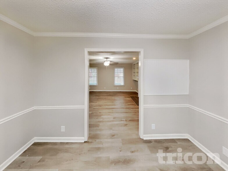 Building Photo - 730 Brushy Ridge Dr