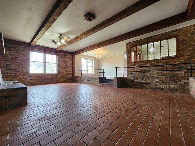 Building Photo - 1800 Kirkpatrick Ln