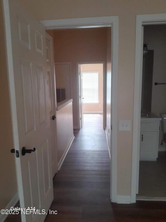 Building Photo - 8230 Dames Point Crossing Blvd
