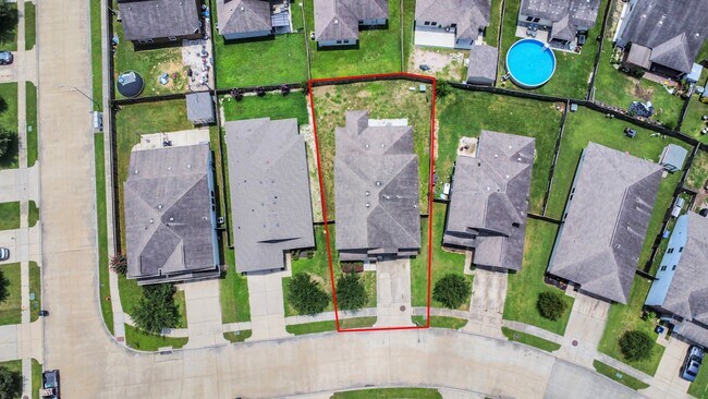 Building Photo - 6011 Coleus St