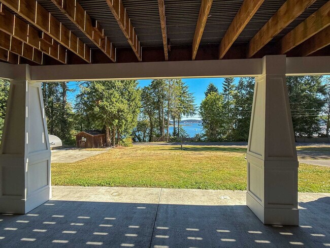 Building Photo - 3080 W Sequim Bay Rd