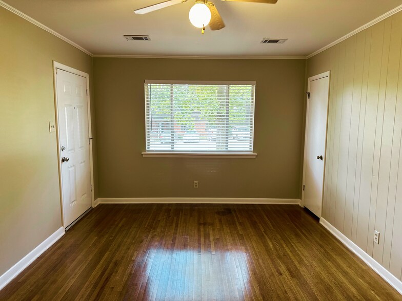 Living Room - 4212 N Locust St