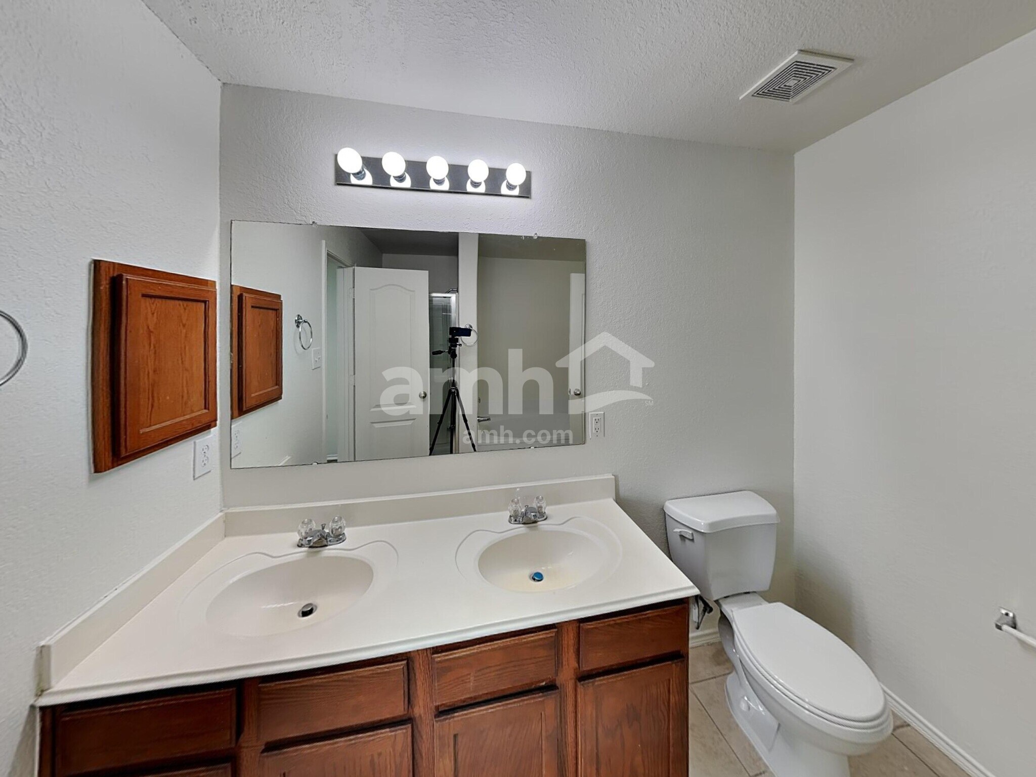 Building Photo - 1143 Desert Willow Ln