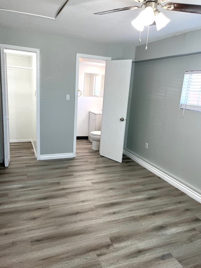 Building Photo - North Inglewood Home
