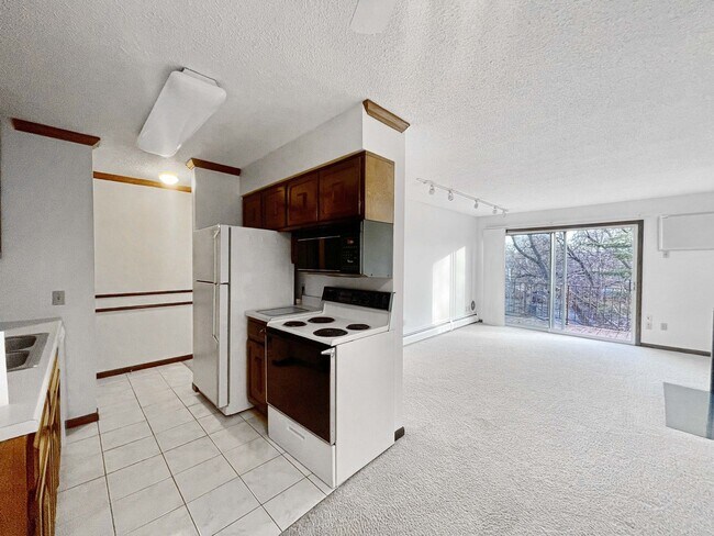 Interior Photo - River Gates Apartments
