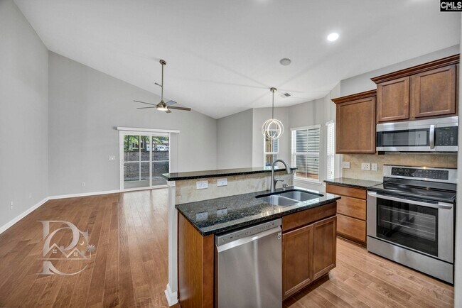 Building Photo - 157 Springhaven Dr