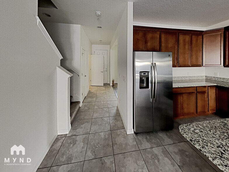 Building Photo - 10509 Spring Arbor Ln