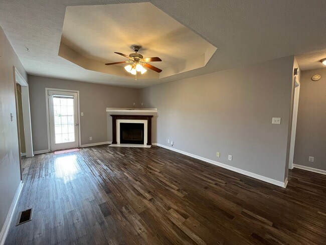 Building Photo - Coming Soon!!!! Super Cute Ranch Home with Easy Access to I24