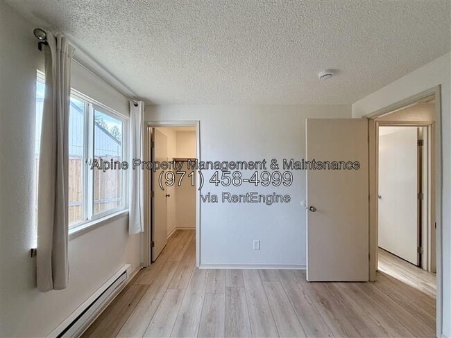 Building Photo - 6457 SW 192nd Ave