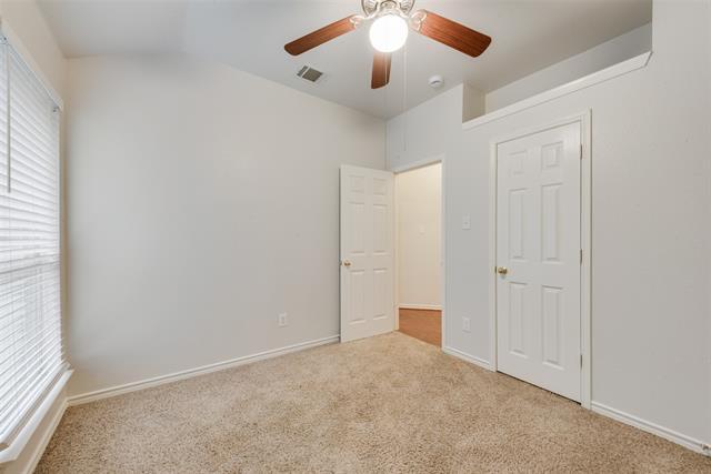 Building Photo - 2760 Beacon Hill Dr