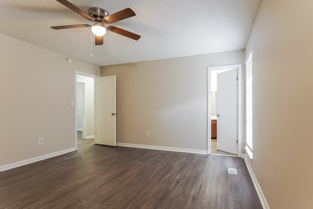 Building Photo - 1805 Forest Dr
