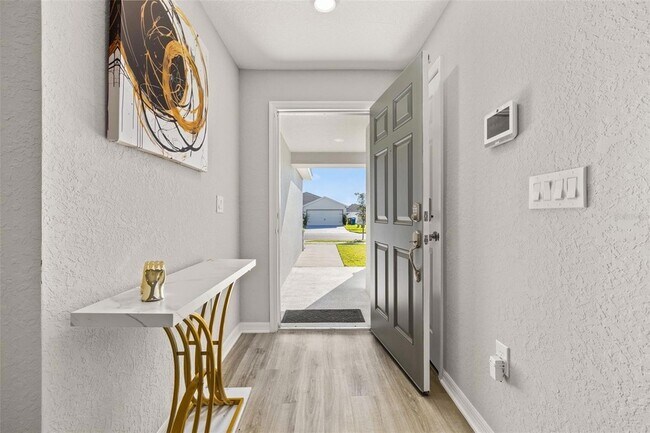 Building Photo - 1750 Daystar Dr