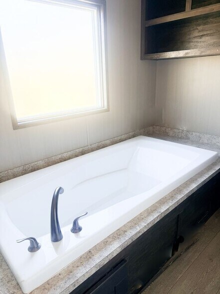 Building Photo - 2990 U.S. 171