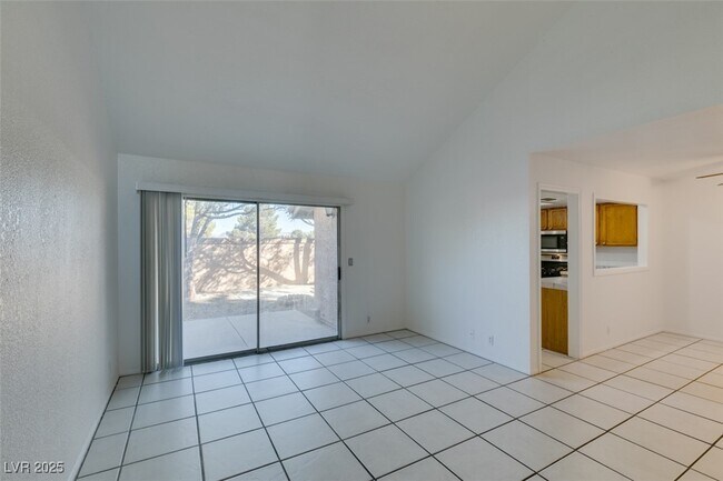 Building Photo - 4012 Grasmere Ave