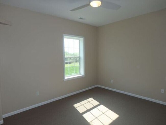 Building Photo - 1620 Co Rd 409