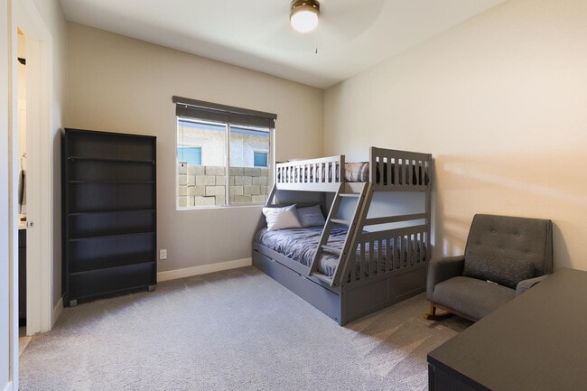 Building Photo - 23060 E Sonoqui Blvd