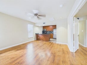 Building Photo - 7685 Northcross Dr