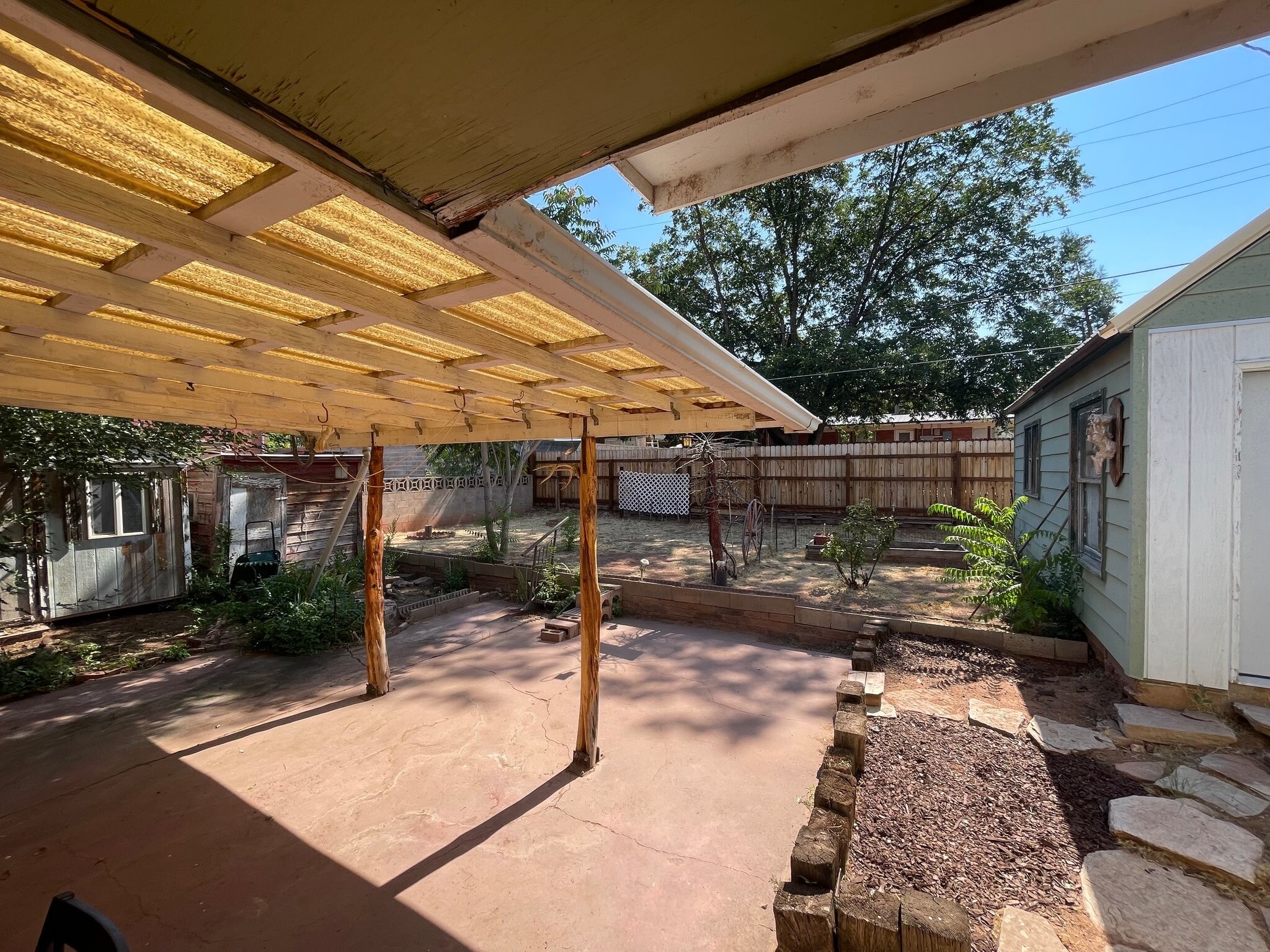 Building Photo - 377 Tusher St