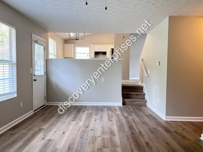 Building Photo - 1561 Norman Crossing