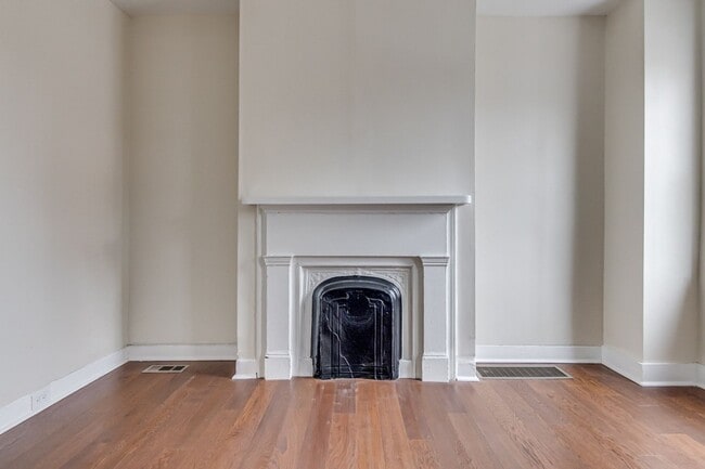 Building Photo - Beautiful 1 Bed - 2 Bathroom Home in Lawrenceville