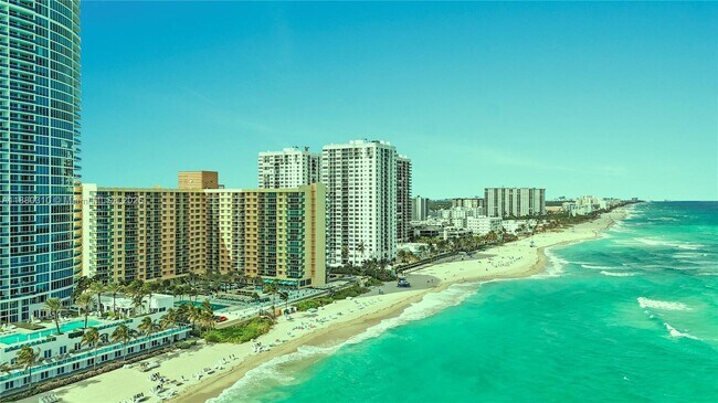 Building Photo - 2501 S Ocean Dr
