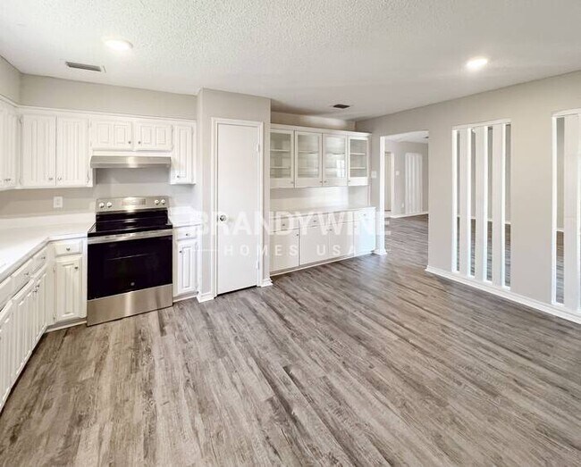 Building Photo - 1206 Misty Way