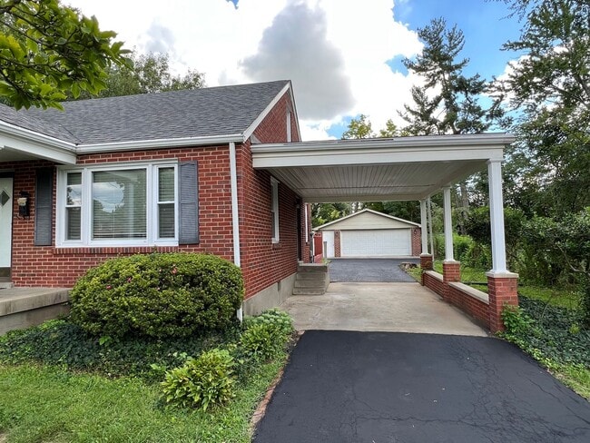 Building Photo - 12208 Ridge Crest Dr