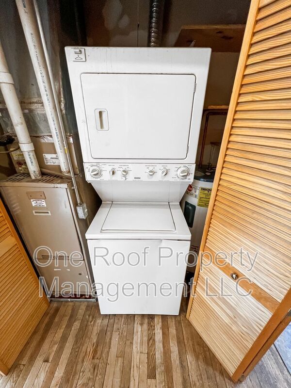 Building Photo - 3400 Troost Ave