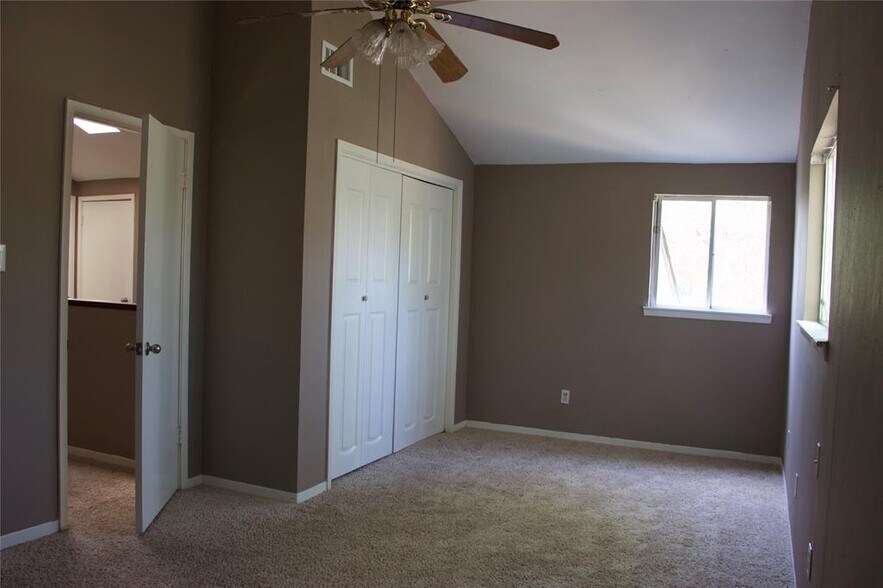 Building Photo - 6346 Teal Run Dr