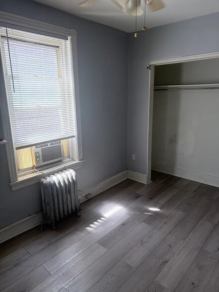 Building Photo - 123 W Olney Ave