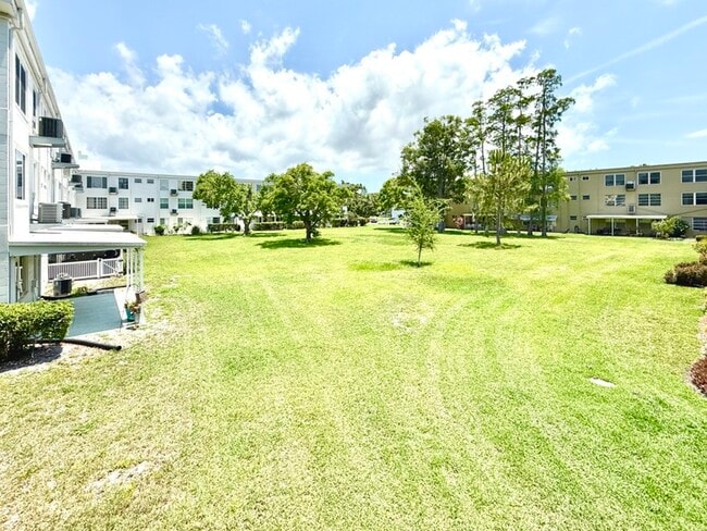 Building Photo - 2455 Finlandia Ln
