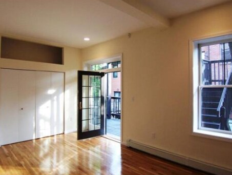 Building Photo - 59 Fort Ave