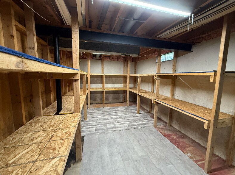 Building Photo - 4305 Old Castle Cir