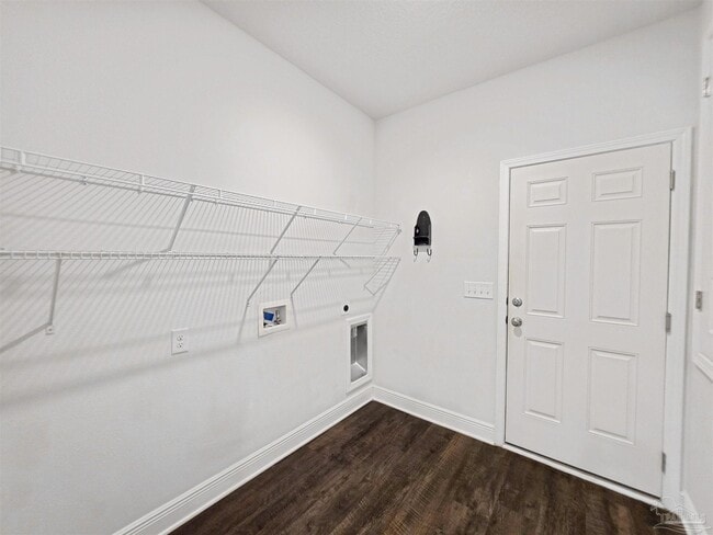 Building Photo - 8108 Silver Maple Dr