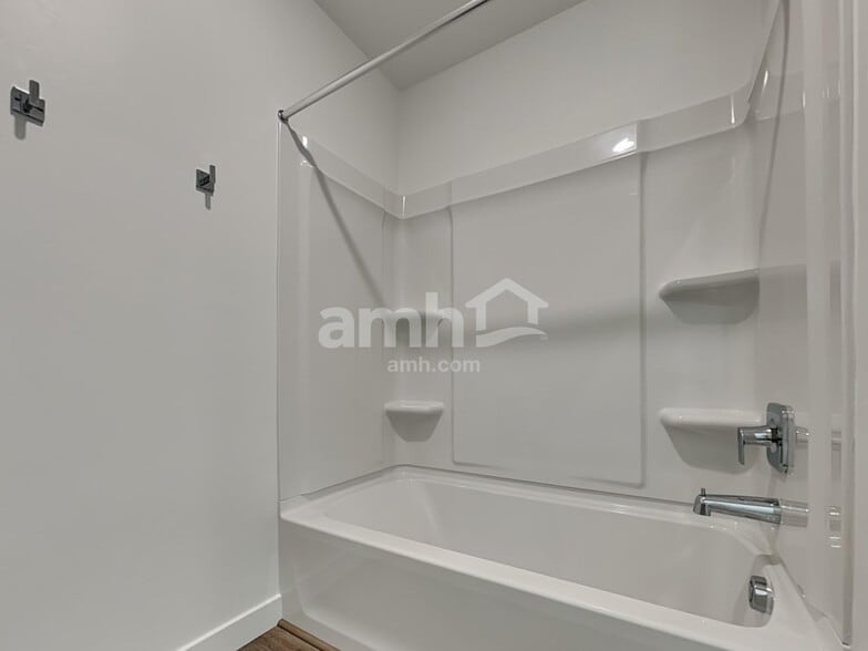 Building Photo - 6482 E Paseo Alga