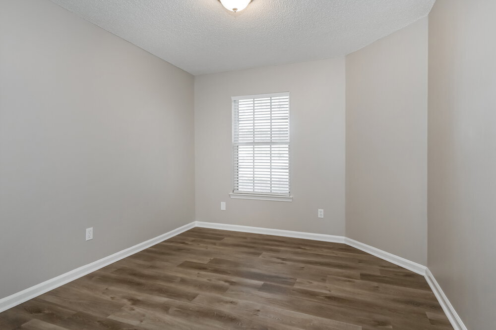 Building Photo - 12358 Carriann Cove Trail S