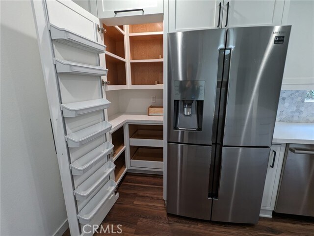 Building Photo - 4466 Sherman Oaks Cir