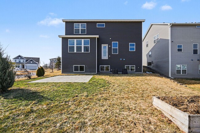 Building Photo - 2020-Built Plymouth 3 Bed|3 Bath Home W/ 2-Car Garage