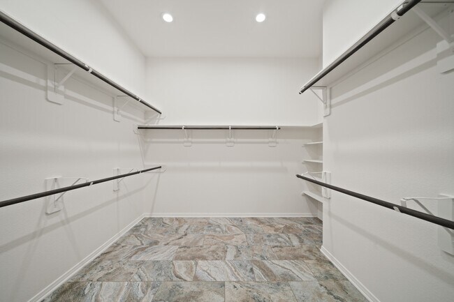 Building Photo - 6614 Sterling Shores Ln