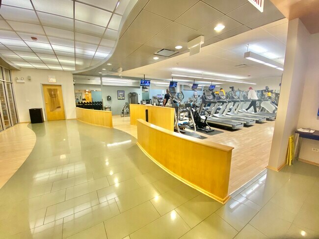 Building Photo - 505 N Lake Shore Dr