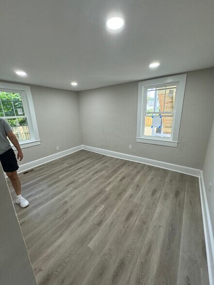 Building Photo - 3615 Stockton St