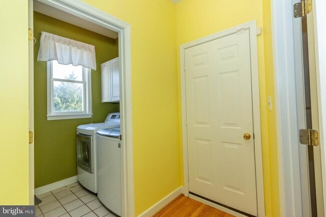 Building Photo - 180 Muirfield Ct