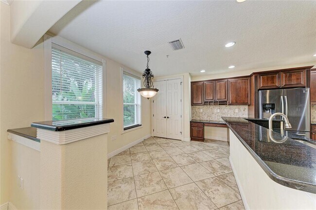 Building Photo - 5200 Manorwood Dr